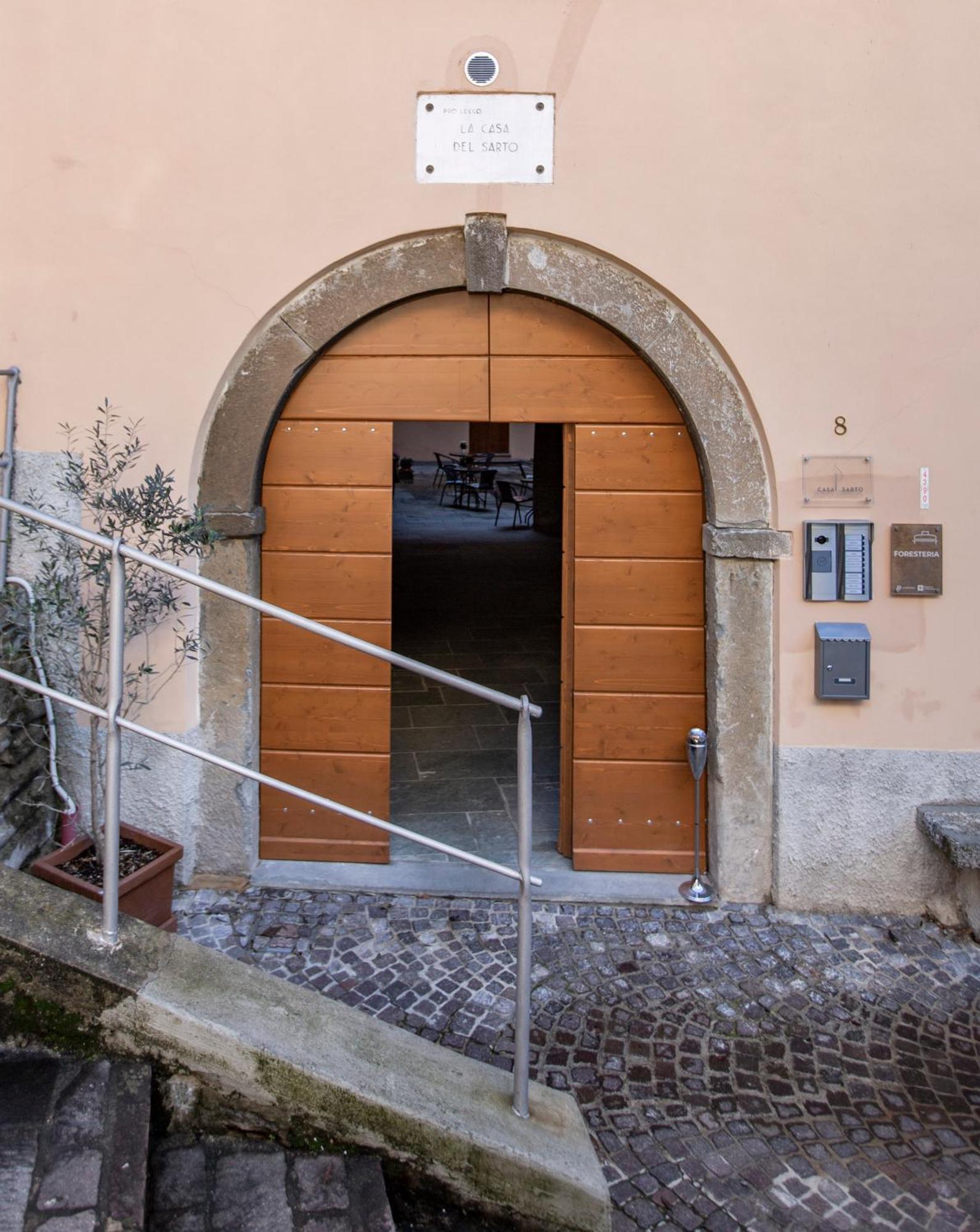 La Casa Del Sarto - Rooms And Apartments Lecco Exterior photo